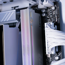 Load image into Gallery viewer, FLOW : LVL 7 ICE MAX / ULTRA 7 270K PLUS | RTX 5070 | 32GB RAM
