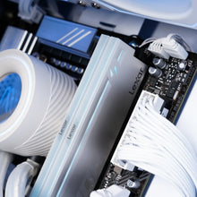 Load image into Gallery viewer, FLOW : LVL 7 ICE PRO / ULTRA 5 250K PLUS | RTX 5070 | 32GB RAM