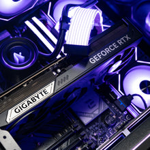Load image into Gallery viewer, ZEAL : LVL 9 PRO / R7 7800X3D | RTX 5080 | 32GB
