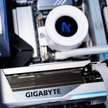 Load image into Gallery viewer, FLOW : LVL 7 ICE PRO / ULTRA 5 250K PLUS | RTX 5070 | 32GB RAM
