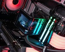 Load image into Gallery viewer, ULTRACORE : LVL 10 MAX / R9 9950X3D | RTX 5090
