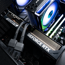 Load image into Gallery viewer, SimForce / R7 7700 | RTX 5070
