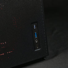 Load image into Gallery viewer, SimForce / R7 7700 | RTX 5070
