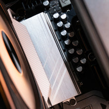 Load image into Gallery viewer, ZEAL MINI : LVL 7 PRO / R7 7700 | RTX 5070 | 32GB RAM
