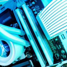 Load image into Gallery viewer, NIMBUS : LVL 8 PRO / R7 7800X3D | RTX 5070 Ti WHITE | 32GB RAM
