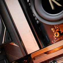 Load image into Gallery viewer, ZEAL : LVL 9 PRO / R7 7800X3D | RTX 5080 | 32GB RAM
